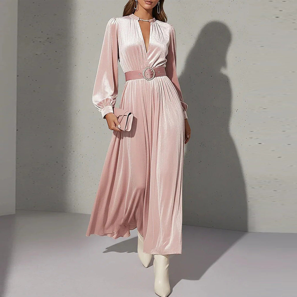 Slimming Waist-cinched Long Dress In Solid Color With A V-neck And Gold Velvet Fabric